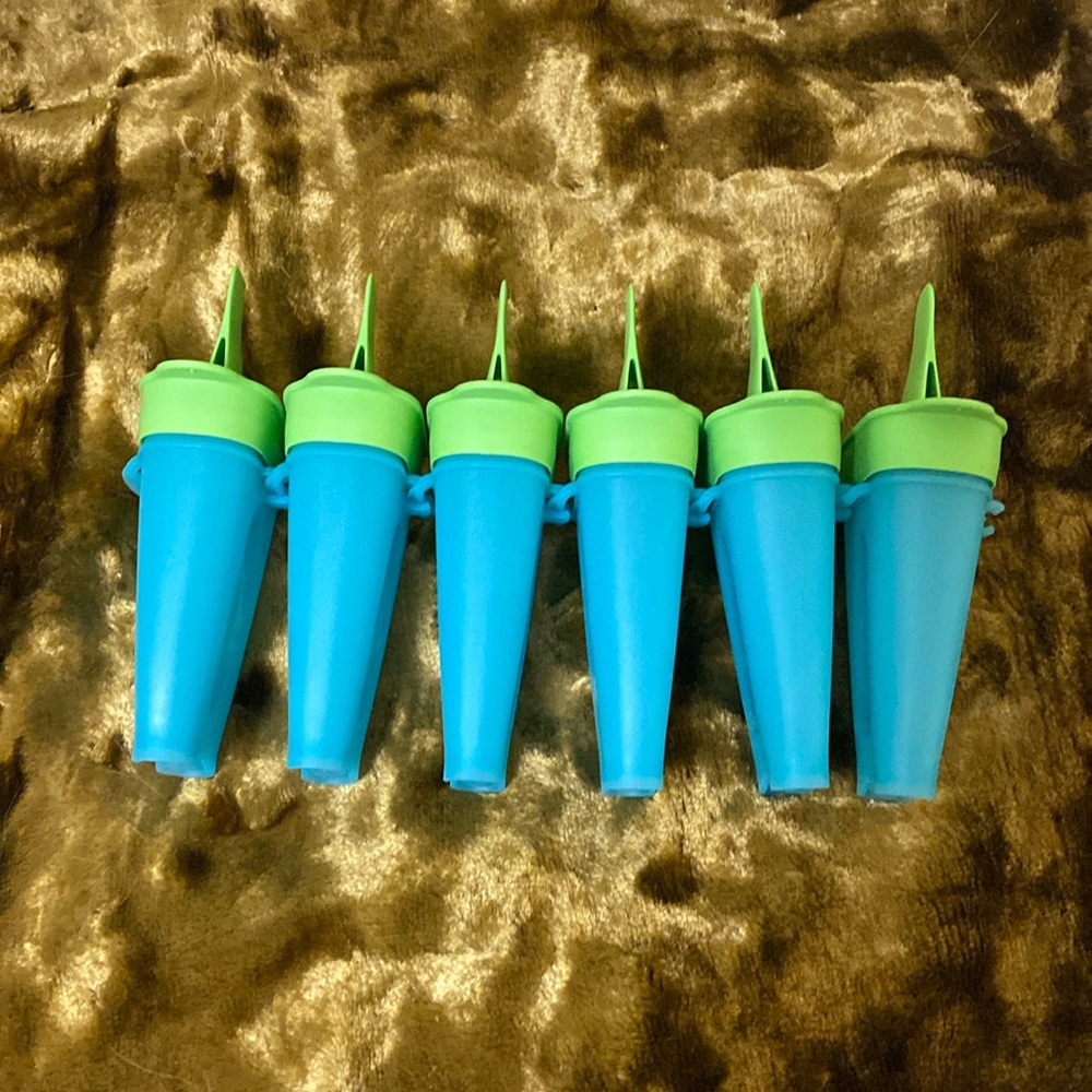 6 Tupperware Pop-cycle Makers